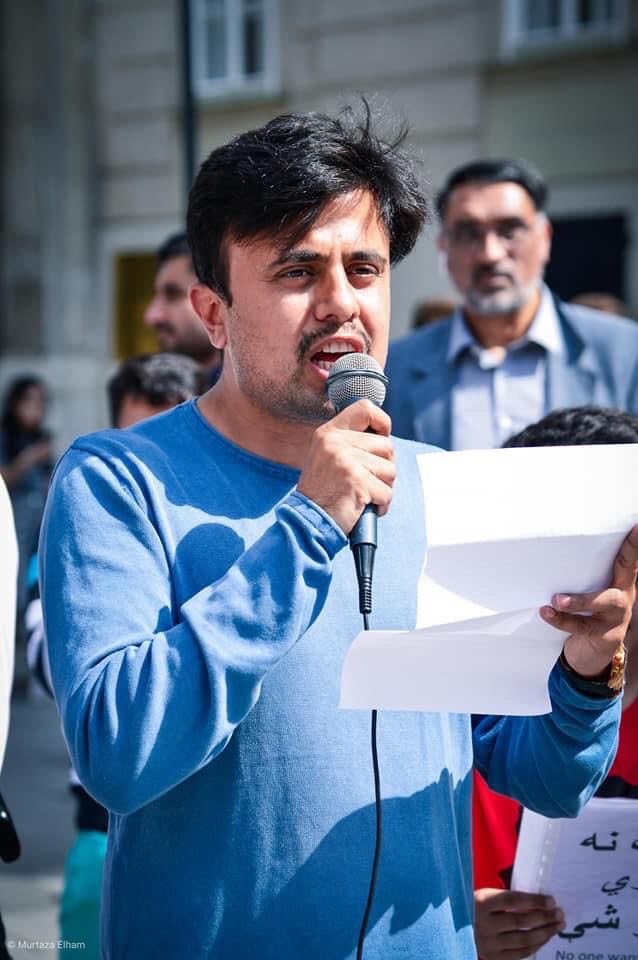 wasilFz's tweet photo. On Friday, in Vienna, we protested against the Iranian regime for their barbaric treatment of Afghan refugees in that country.
We also showed our solidarity to the #BLM movement &amp; all those oppressed by the capitalist states systematically in any corner of the world. Let‘s rise! https://t.co/bwn7VeiD8v