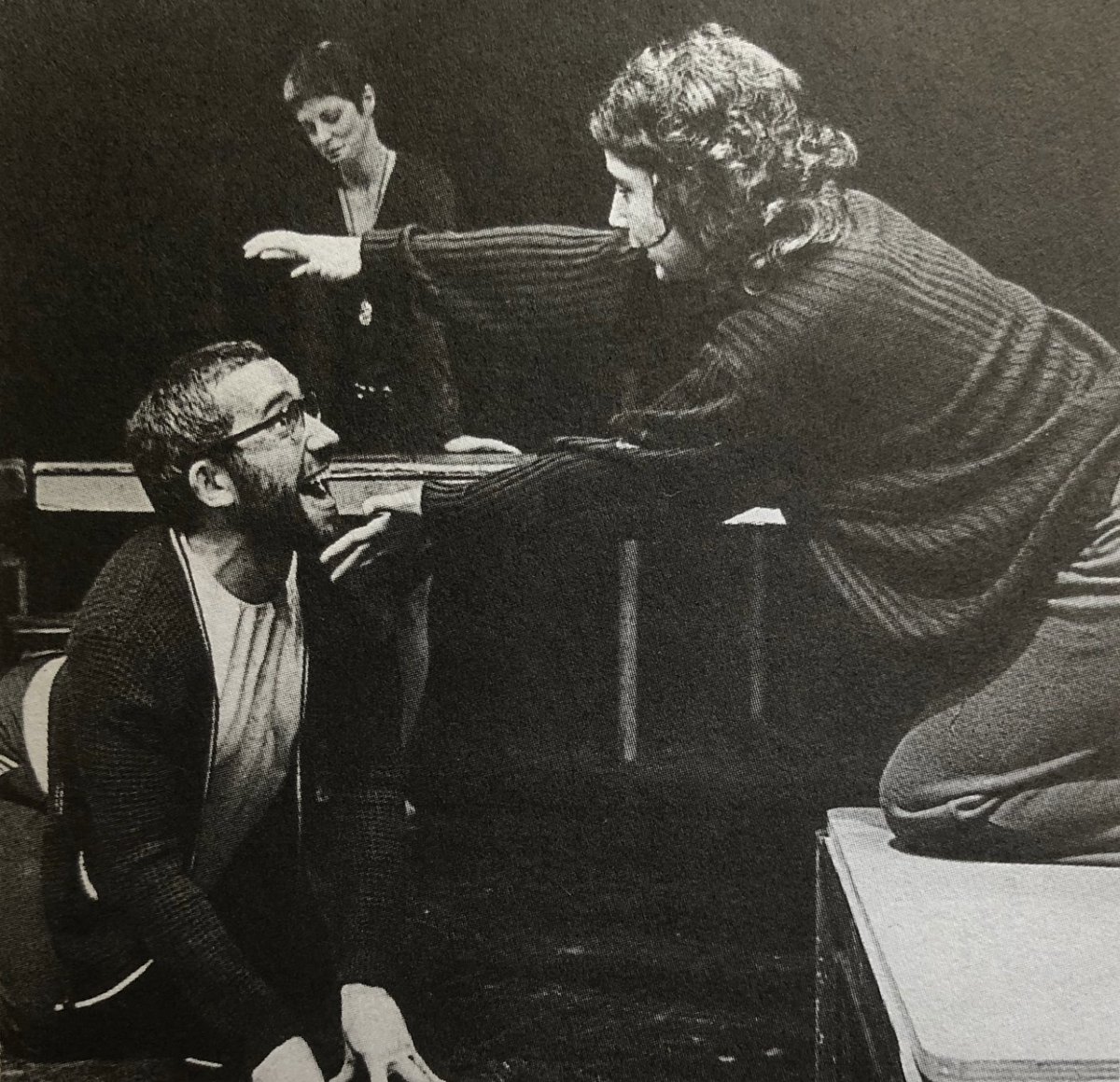 BirminghamRep's tweet photo. Happy 71st Birthday to Simon Callow! 🥳
Actor, director and author - Simon first appeared at The REP as Dr Berke in David Edgar’s 1978 World Premiere of Mary Barnes, transferring to @royalcourt in 1979.
#REPMoments #OnlyTheInterval https://t.co/ESUBXSwK3R