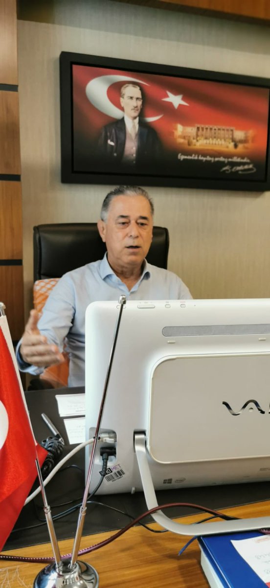 SuatOzcan48's tweet photo. Bugün zoom üzerinden #PİKTES Öğretmenlerimizle buluştum. Çok kıymetli öğretmen arkadaşlarımla tanıştım. Öğretmenlerimizin taleplerini ve bu sorunlara çözüm olabilecek Öğretmenlik Meslek kanunu hakkında konuştuk. https://t.co/ZPlFTNPtfw