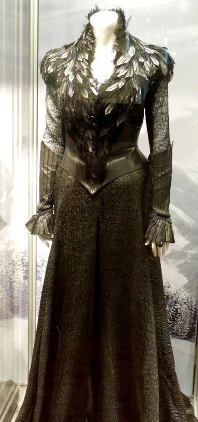 fantasy gown, crown, and weapon. https 