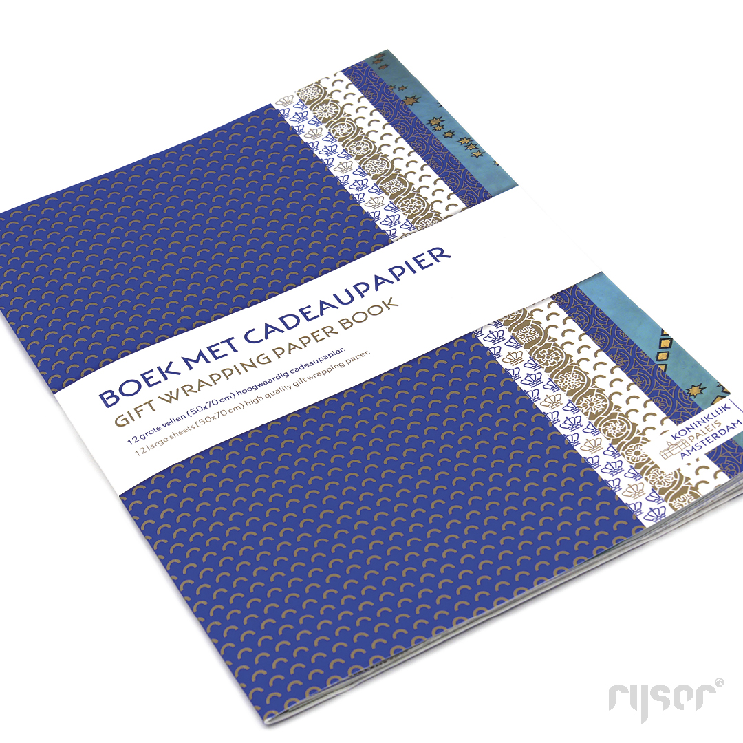 Voor het Koninklijk Paleis Amsterdam hebben wij dit prachtige product ontwikkeld.

Betreft boek met 12 grote vellen hoogwaardig cadeaupapier. Uitgevoerd in verschillende PMS-kleuren wat dit cadeaupapier een unieke uitstraling geeft.

#cadeaupapier #inpakpapier #drukwerk