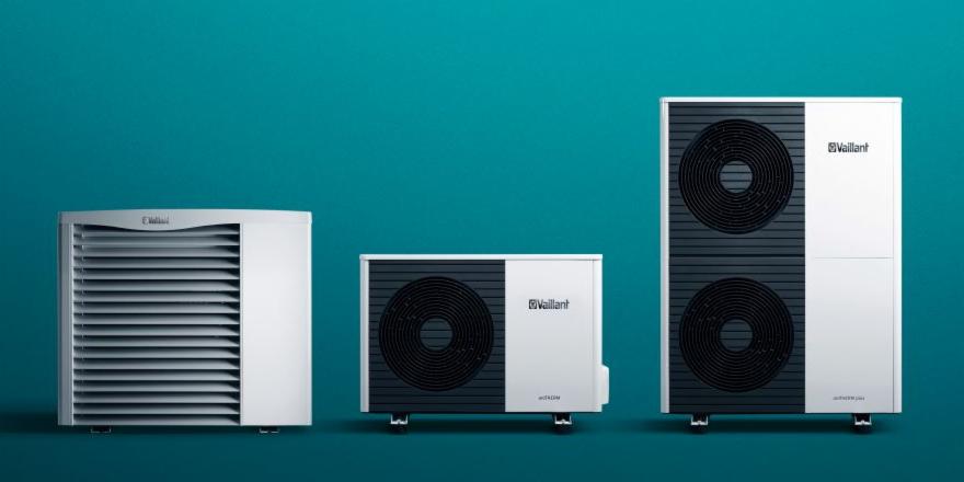vaillantuk's tweet photo. Are you interested in expanding your business into #renewable #heating technology? We've launched an Introduction to #HeatPumps course to help get you started! Register your interest here: https://t.co/Rtr7ykPuBt https://t.co/OYBV8gR9gN