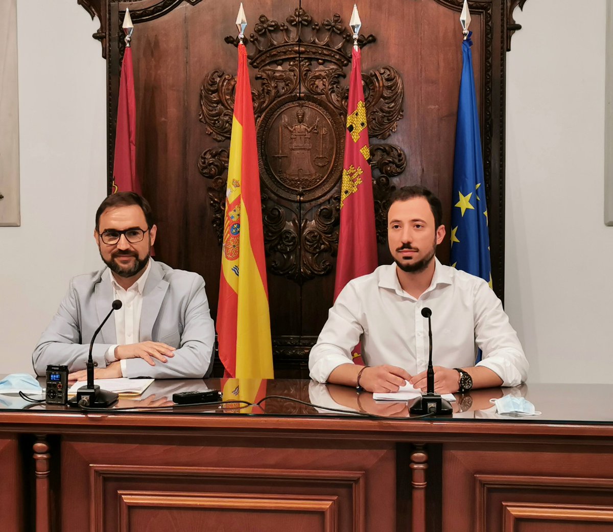 🤝#Lorca necesitaba un cambio y <a href="/CiudadanosCs/">Ciudadanos 🇪🇸🇪🇺</a> lo originó hace un año, siendo positivo el balance de este periodo de gobierno aunque queda mucho por hacer

✅Este equipo de gobierno de 11 compañeros se basa en la confianza y el buen entendimiento para mejorar nuestro municipio