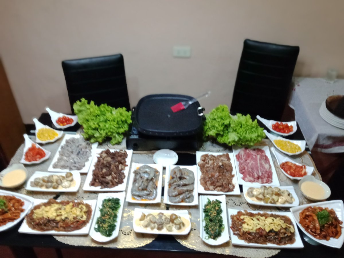 spyke_0309's tweet photo. @KM_Jessica_Soho Oyet's D.I.Y Samgyupsal https://t.co/TPiVSfhnHW
