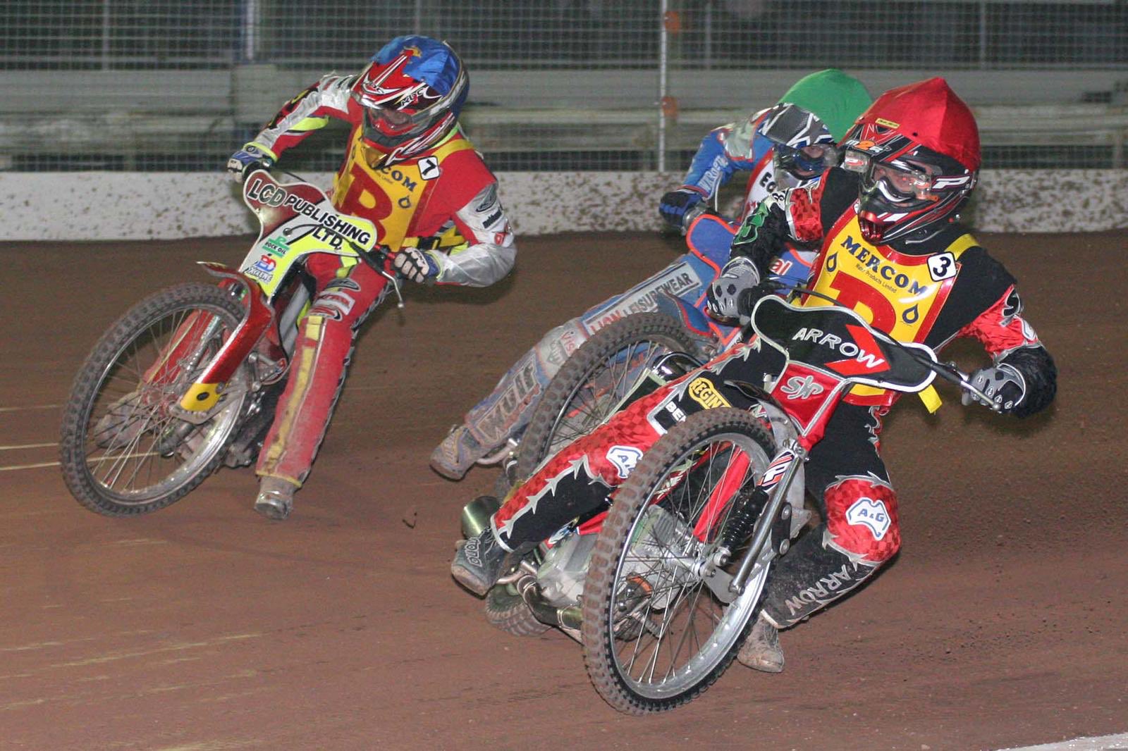  A huge happy 50th birthday to former Brummies rider Jason Lyons 