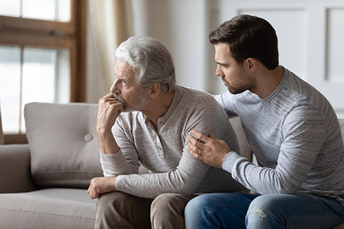 How To Communicate With Your Older Parents So They Hear You heritageoaksliving.com/blog/how-to-co…