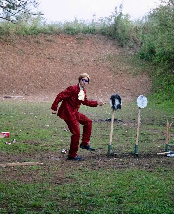 「天空の城ラピュタ」のあのシーンを再現？ムスカになって実際にやってみた結果www