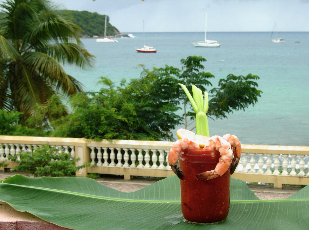 winds_trade's tweet photo. Join us this Sunday at Trade Winds for our Traditional Sunday Brunch from 8am to 2pm.
For reservations, please call/text 787-408-7220, email tradewindsvieques@gmail.com.
Walk-ins welcome!  
Scan the QR Code below to see our Brunch Menu. https://t.co/NSeLlRJ42w