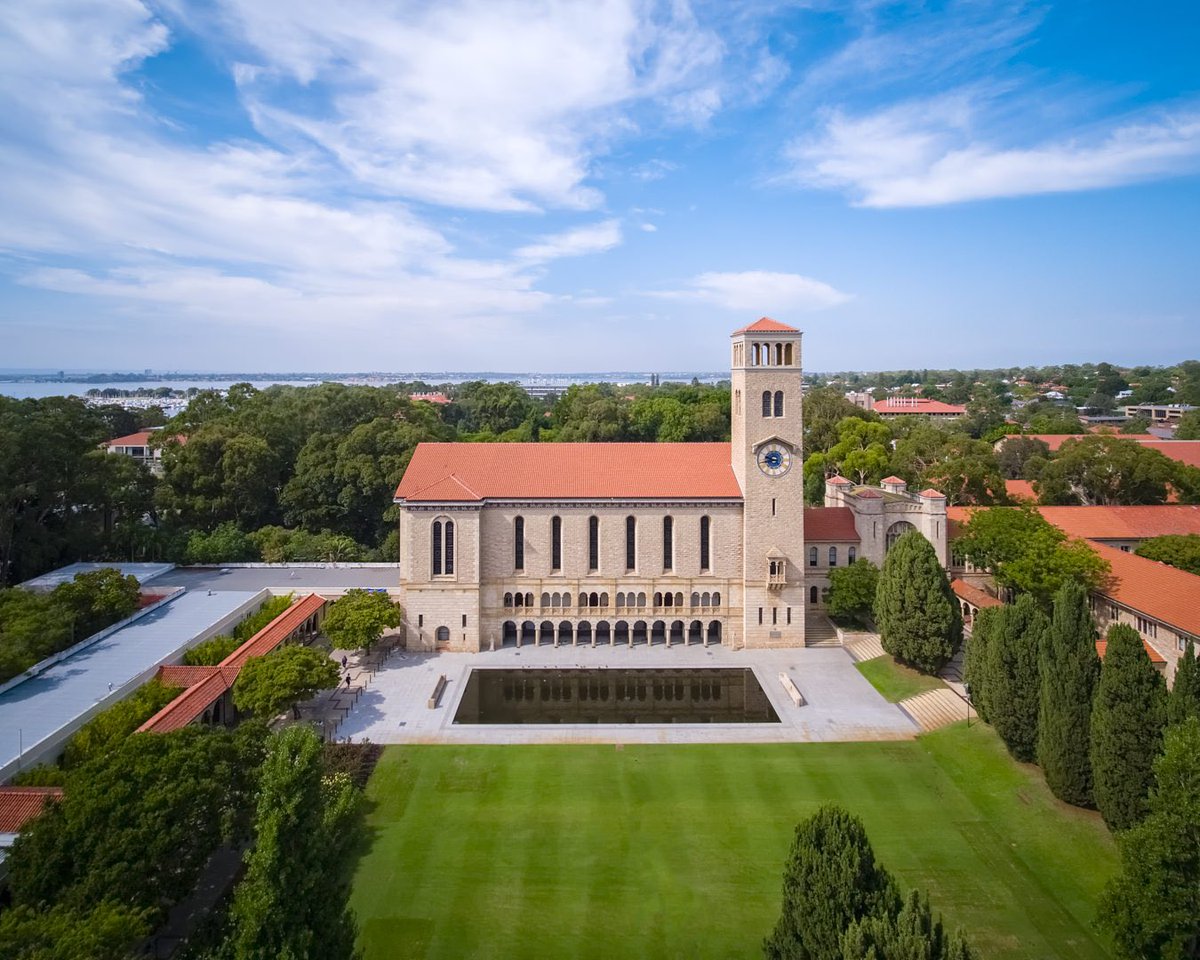 One of the most iconic buildings in #Perth 💕 @uwanews . #skyperth #ospreycreative #visitperth #perthlife #westernaustralia #university #campus #wa #westisbest #perthisok #cityofperth