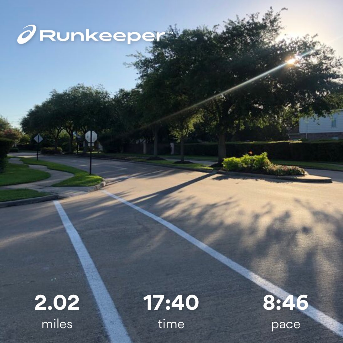 therealdjflux's tweet photo. Good run before telework. #Runkeeper #runhtx #runner #running https://t.co/224XUe3Jqc