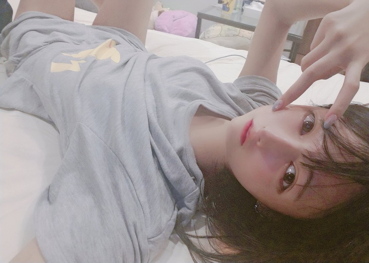 tottoto4netaro_'s tweet image. 暇なので自撮りしてます