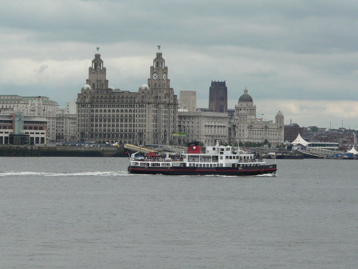 Watch this video to find out more about studying Earth science at the University of Liverpool.
geohubliverpool.org.uk/earth-science-…