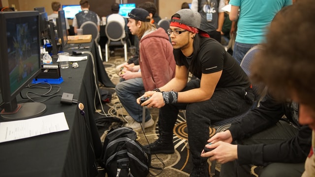 SumnerEmma's tweet photo. 6 Tips For Your First Competitive Gaming Tournament
@geekersmag for publishing.
https://t.co/gk7ne25zWH

#gaming #Tournament #gamers https://t.co/eOxX6waEaB