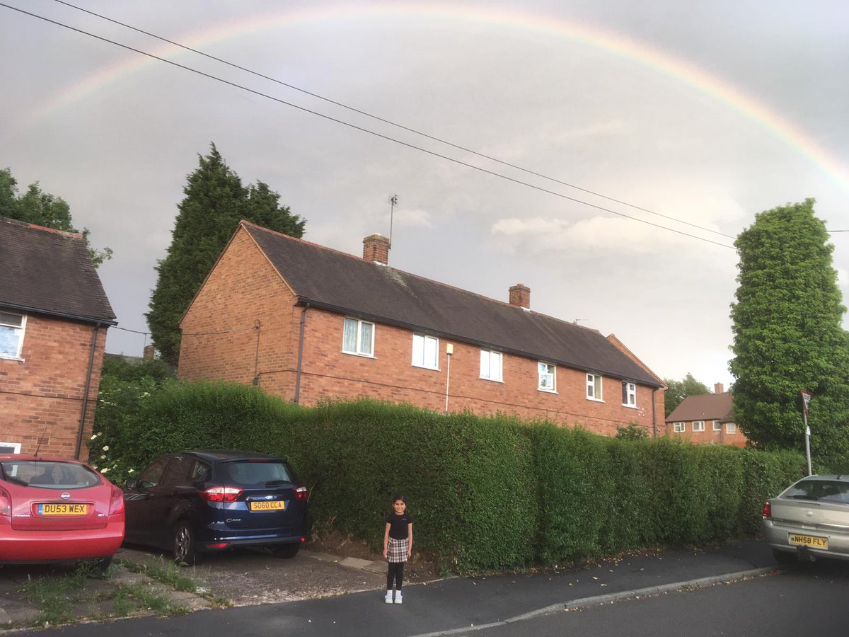 Talim41000236's tweet photo. @HLC_Primary @MissHughes32 fozia found a rainbow, and shes enjoying having her picture taken 😊 https://t.co/HKOdkytJ9r