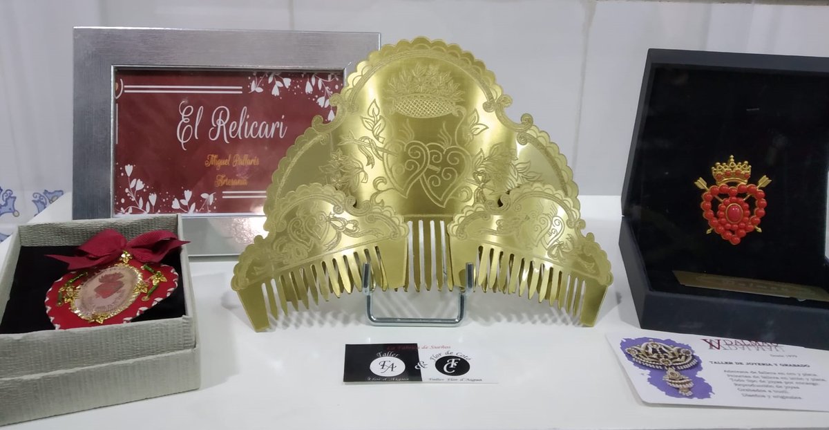 ¿Os acordáis que tenemos pendiente la “RIFA SOLIDARIA” para <a href="/MenudosMenudos/">Menudos Corazones</a>?
Pues id localizando las papeletas porque ya hay fecha para el Sorteo Extraordinario Día del Padre de la ONCE.
Será el próximo domingo 21 de junio y  estos son los tres regalos 
¡¡Mucha suerte!!