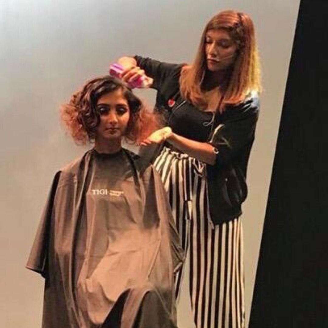Week 10, day 1 - The Stylist's Tool Box - Hairdos &amp; Upstyles
Learn to create a faux bob?
Catch Audrey Dsouza from TIGI doing a step by step guide on how to create a faux bob in an exclusive premier on our#FBpage
Tune in on 16th June, Tue @ 5PM
Click here- buff.ly/2ZxvkcB