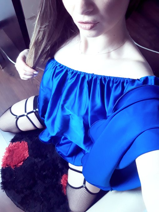 I ammm onn💋💋💋 https://t.co/JADRYBfypt https://t.co/w5lDqafXa7