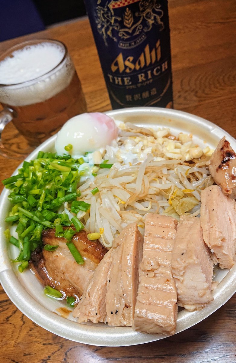 セブンイレブン豚ラーメン