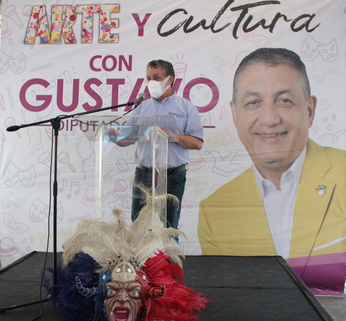 OdalisRojasv's tweet photo. #circunscripción3 Culturizando cada rincón de nuestros barrios @GustavoSanchezq en la Inauguración del mural cultural representativo en Villa Juana un orgullo para sus moradores.
@nuriapiera @MiculturaRD @PLDenlinea @DiarioLibre 
@Gonzalo2020RD @ProfCamachoC https://t.co/hClHVFBu1w