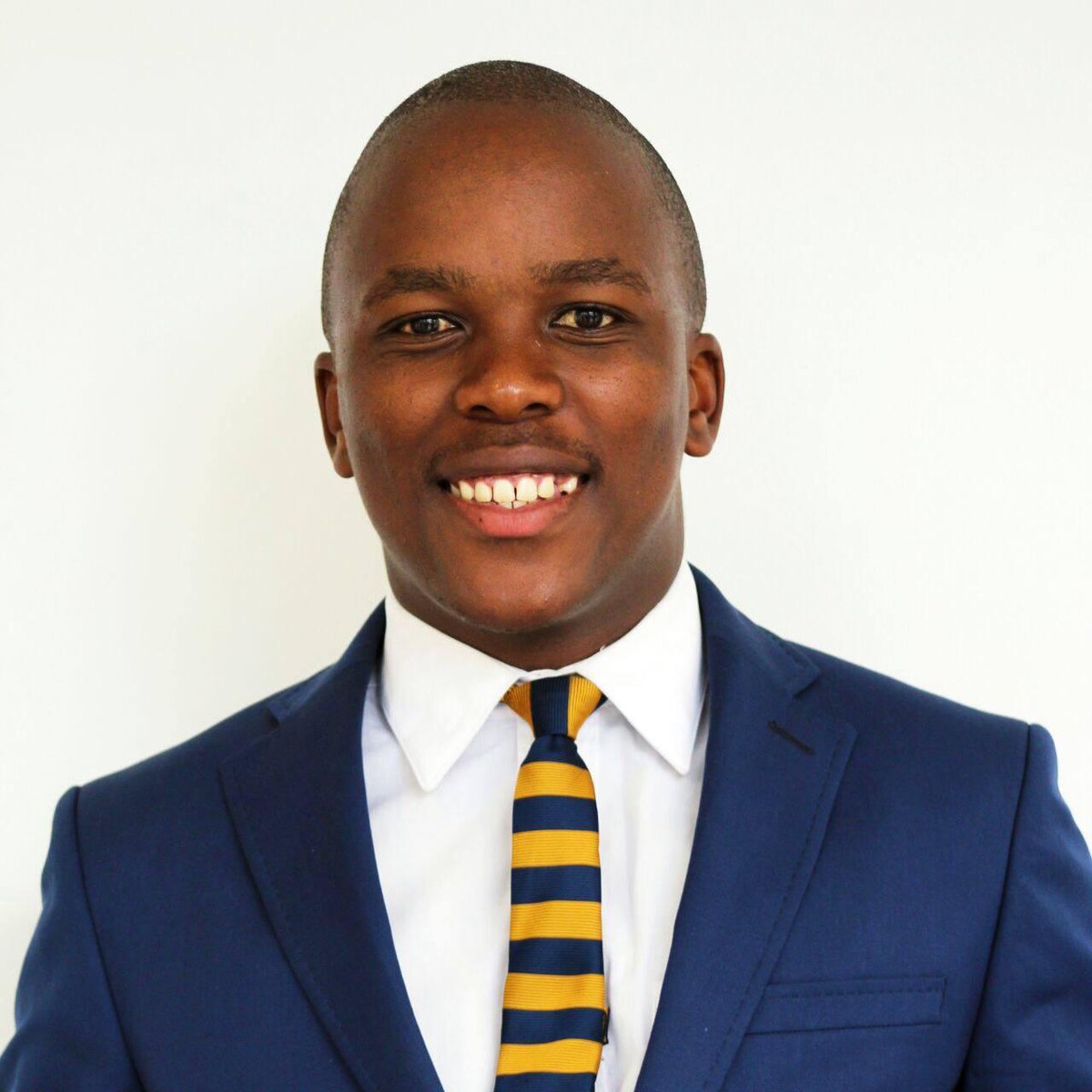 KecohNoyila's tweet photo. Introducing the panel:

Sibabalo Mtonga @Sibzmantic https://t.co/5I1yaYuOEZ