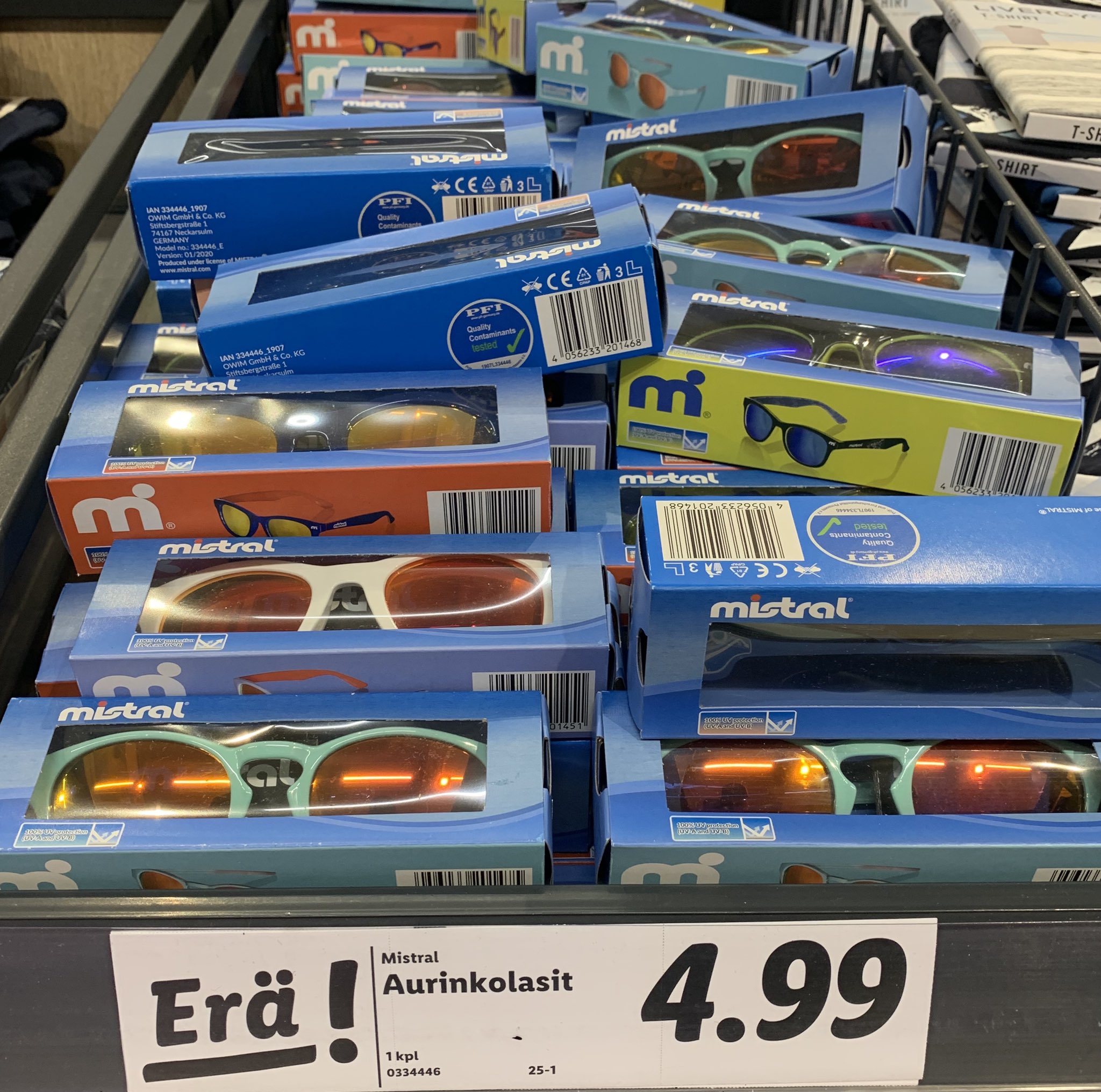 Twitter Jumppainen："#Sunglasses in #Lidl #Tripla and #inflatables https://t.co/B0QdiKsp8j" Twitter