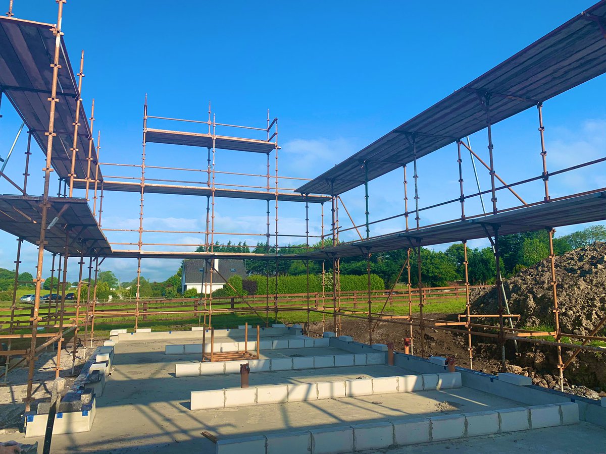 Getting ready for timber frame delivery this week base block, dpc installed and scaffolding nearing completion #timberframe #thermalblocks #scaffolding