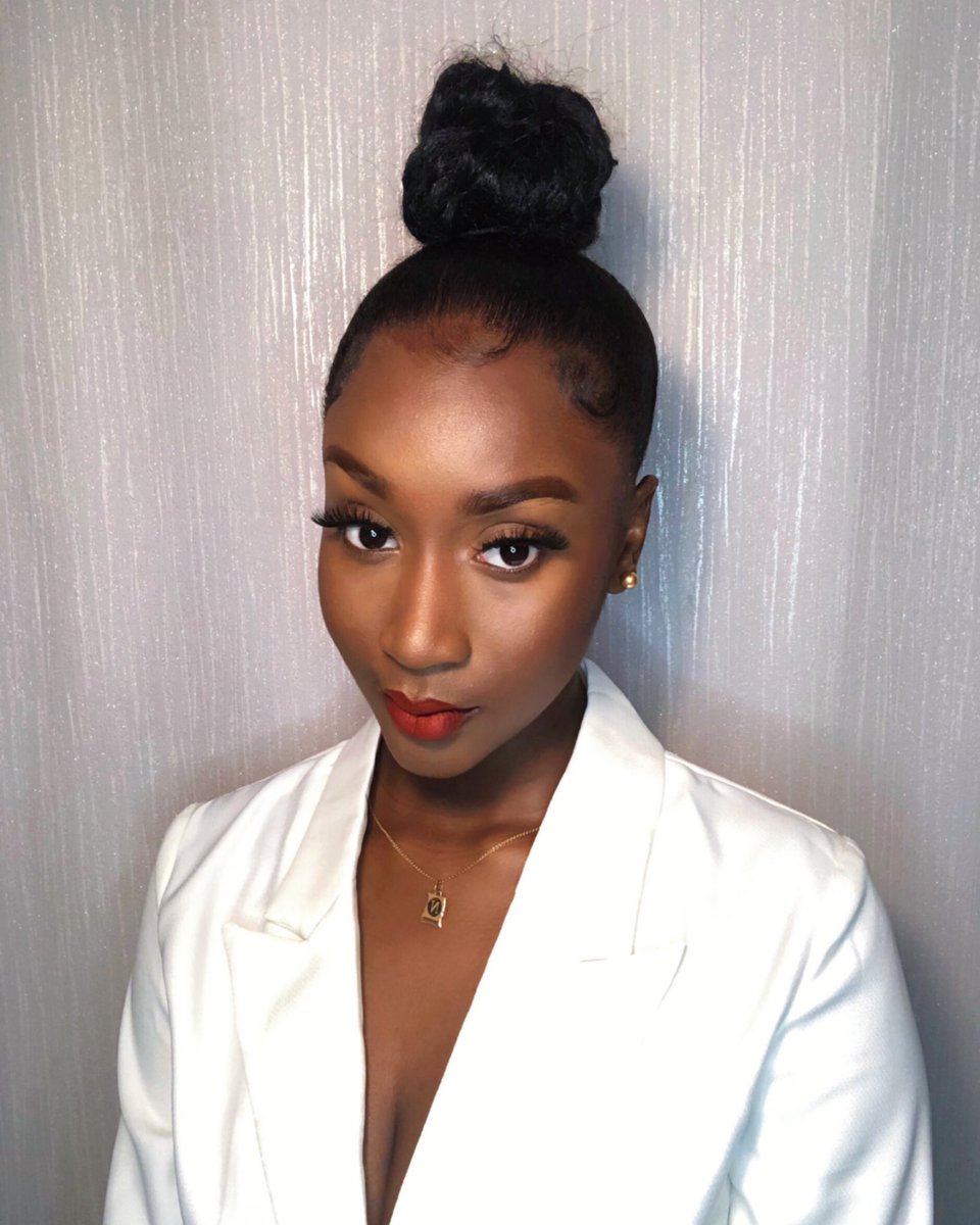 nelmelissax's tweet photo. Hey lovelies! I have recently started a Sleek Ponytail service in Manchester called “slickster.mcr” 💕! We cater to ALL hair types! A retweet could go a long wayyy!🥺 #BlackOwnedBusiness https://t.co/Y3ZYFLDzXb
