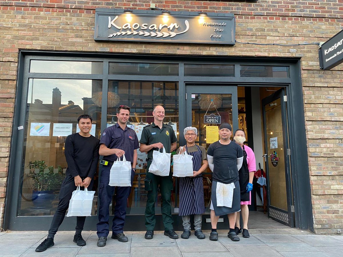 Donated dinner to our heroes last night! Thank you 🙏 for their hard work! We are glad to be part of this!!