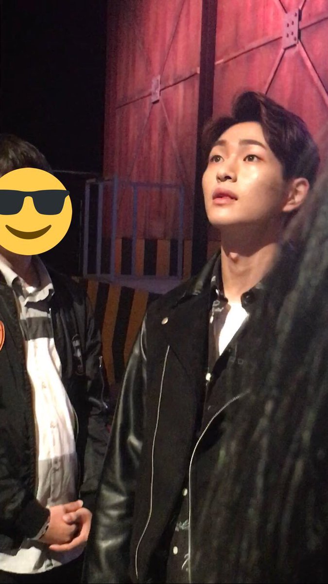 onew pics tweet media