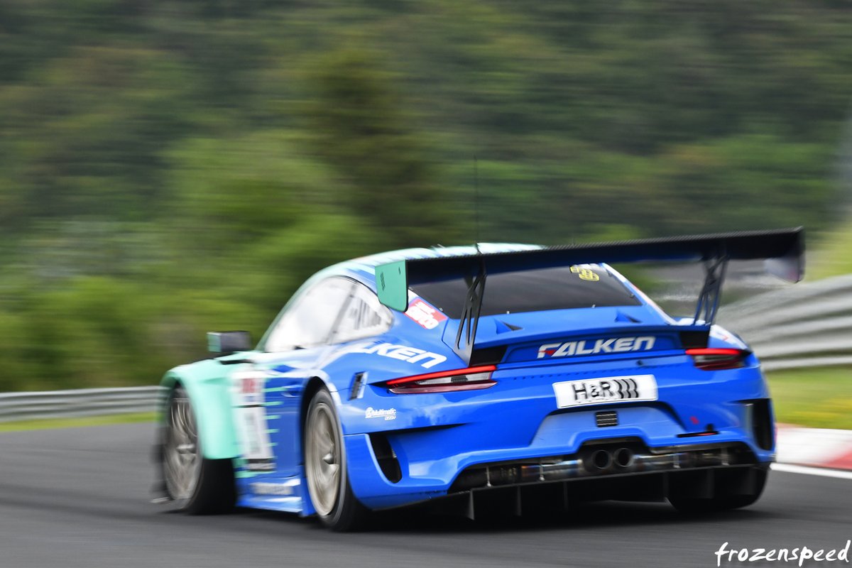 Frozenspeed's tweet photo. Oh how good it feels to be shooting VLN cars on the Nordschleife again. #VLN https://t.co/yKY0QiXOdB
