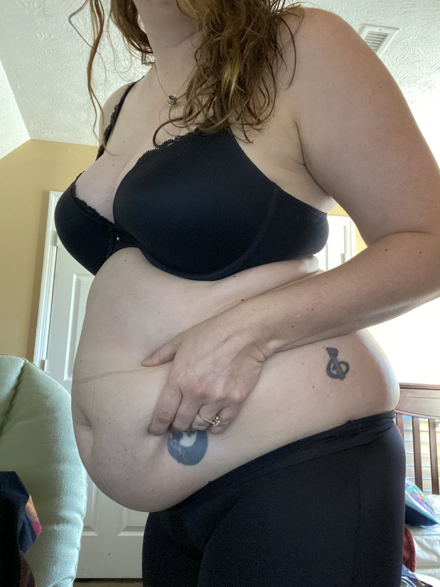 thatone_Amy's tweet photo. I think all the extra weigh went to my belly #bellyfat #weightgain #bigbelly #fattummy #packingonthepounds #alwayseating #gainer #stuffer #stuffedbelly #fat #belly #tummy #lovehandles https://t.co/d0DGueKrqE