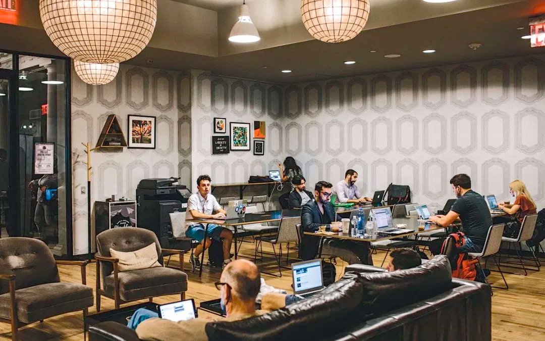 LeFrenchImpact's tweet image. #Inspiration | 💡 Tous les lundis, zoom sur une initiative inspirante d'innovation sociale et environnementale de la communauté #FrenchImpact !
➡️ Retour sur le webinaire @frtierslieux et présentation de l'association : le-frenchimpact.fr/inspiration-fr…