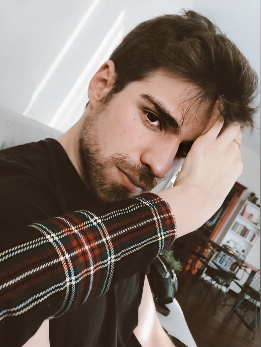 Kimler varmış burda🦄💜

#BerkerGüven | #NedimKaraçay 
#Zalimİstanbul | #CemNed