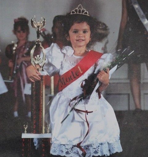july 22nd 1992 the life of Selena Marie Gomez has began