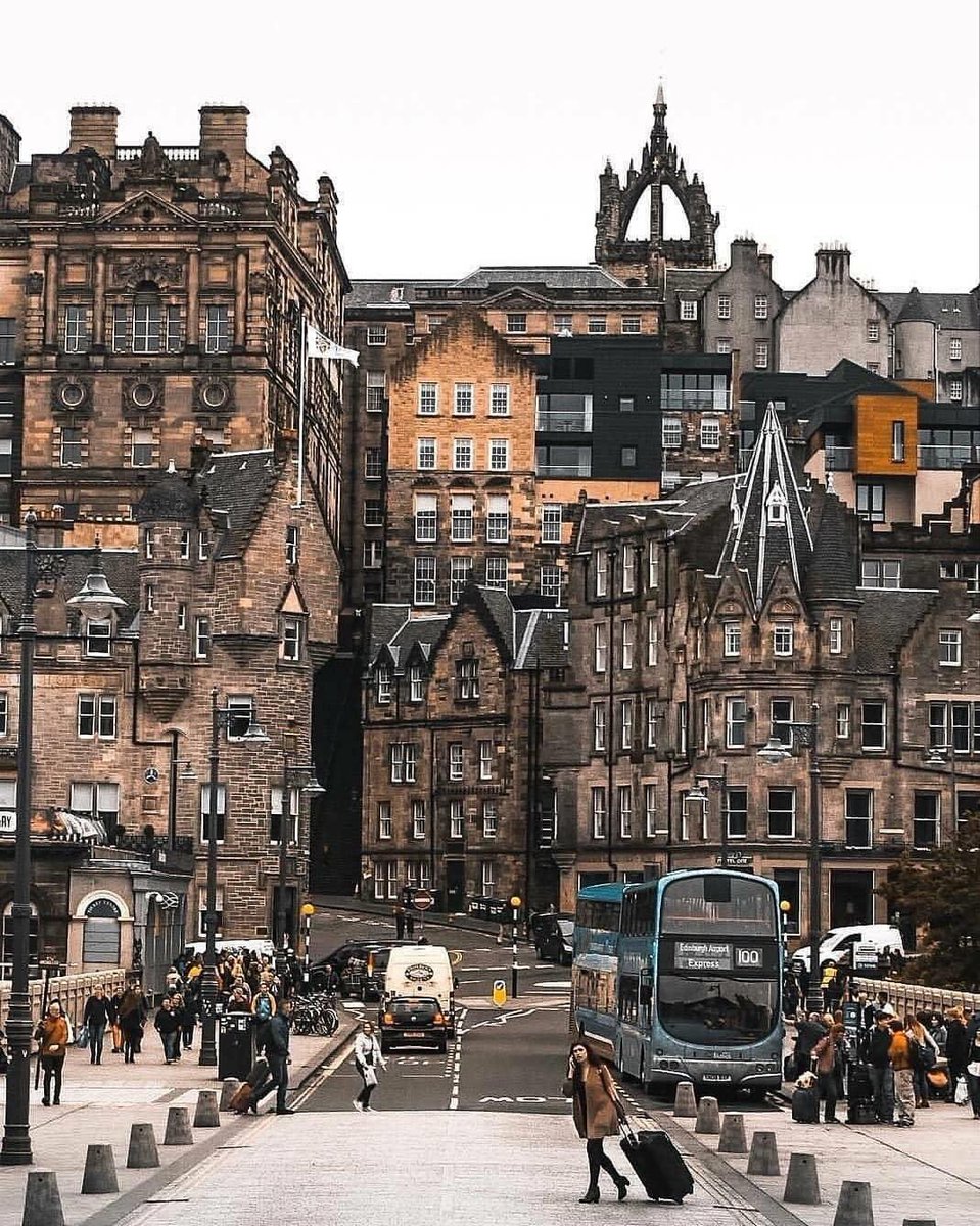 mimarivetasarim's tweet photo. Edinburgh, İskoçya, Birleşik Krallık https://t.co/sc3mNWI5oP
