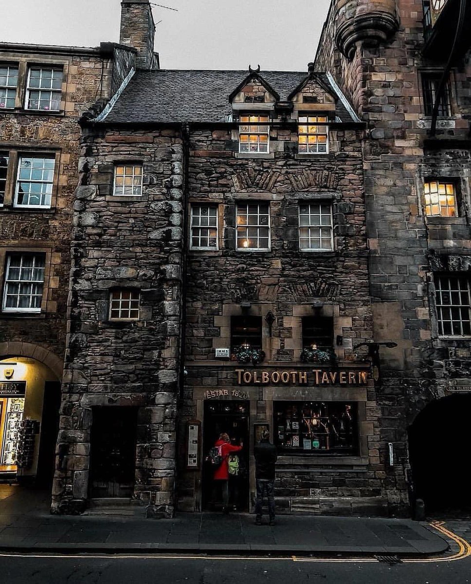 mimarivetasarim's tweet photo. Edinburgh, İskoçya, Birleşik Krallık https://t.co/sc3mNWI5oP