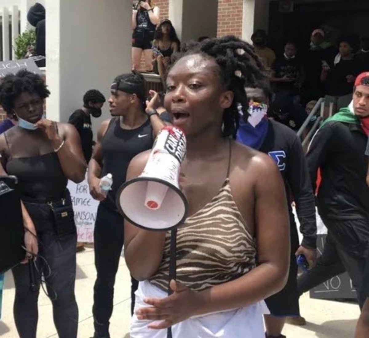 #JusticeForToyin: She spent the last days of her life fighting for justice for her people. It shouldn't be lost on us that Black Women have been at the forefront of these Movements. We have to stand up against violence happening to our Black Women and Girls. God Bless her soul.