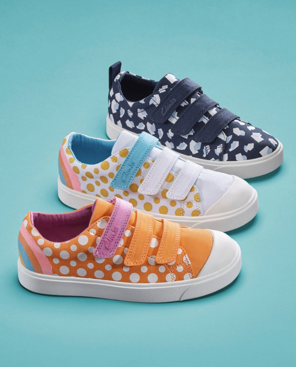 clarks village shoe fitting