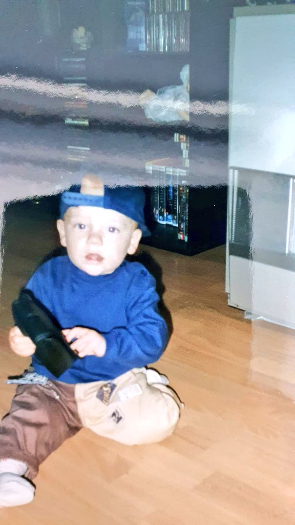 TheChaosCode's tweet image. In 2 h and 30 min, it is that time of the year again.

My b-day 16-06-1997 🎁