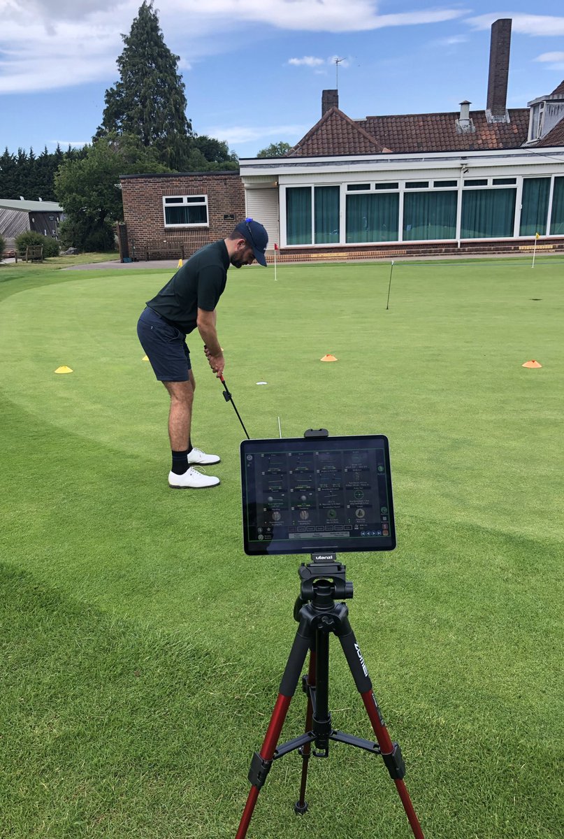 TomMaggsGolf's tweet image. A great day out on the putting green today using Capto Putting Analysis @captogolf. Some posture upgrades for @tomsmall89 ✅ Good work👌#Putting #PuttingLesson @LongAshtonGolf