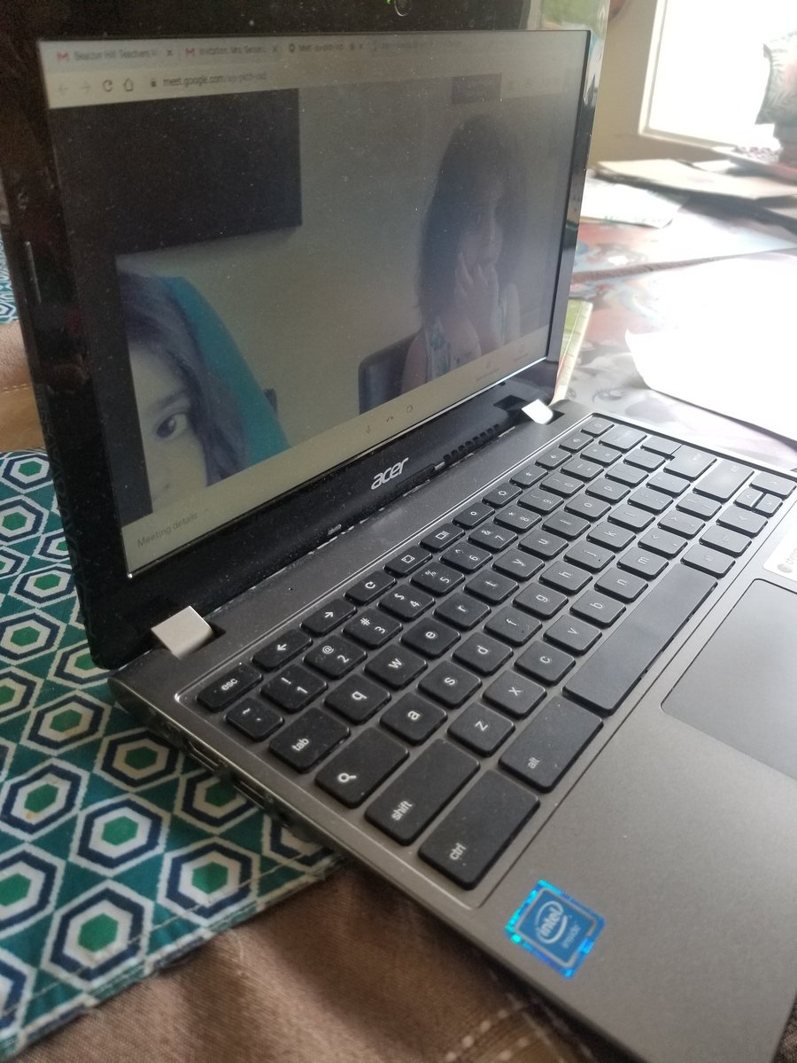 Jeelaniu's tweet image. Saffiya (and Inaaya) just participated in her first google meet with her teacher @chaotic_mom @DrClarkSchool #FMPSDlearningathome