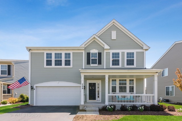 PLloydBroker's tweet photo. See a virtual tour of my listing on 709 Dover Court #PingreeGrove #IL #realestate https://t.co/P68SCiVEp6 https://t.co/ODzt66mfbs