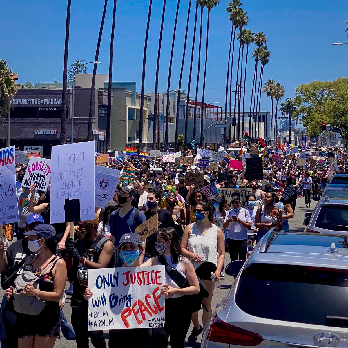 snackk_daddy's tweet photo. ALL BLACK LIVES THEY MATTER HERE
#AllBlackLivesMatter #ABLMLA https://t.co/npvlrdu5cF