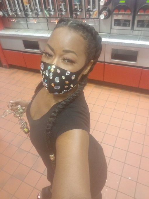 What's your fetish?? #Kokomonroeatl #ebonygoddess Whitesub Footfetish Goddessworship https://t.co/vo<a href="/tag/kokomonroeatl"class="tags">#Kokomonroeatl</a><a href="/tag/ebonygoddess"class="tags">#ebonygoddess</a>