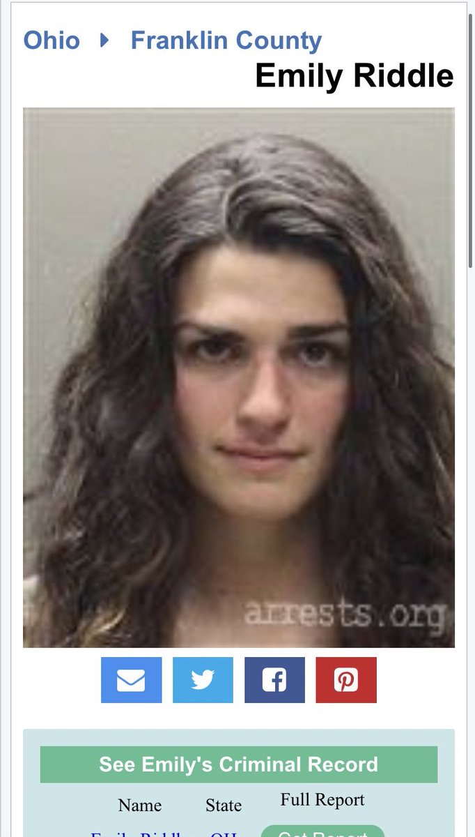 flickedbyboog's tweet photo. It’s a small victory when someone that assaulted you actually gets arrested. 

To the person that reported her: Thank you, your voice is not unheard and I’m here with you

To @emmyynem1: You’re a cunt https://t.co/7f1CUb3ISM