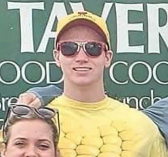 omaha_scanner's tweet photo. Per the family, Ethan left for a bike ride at approximately 6PM last night. His last known phone ping was near 212th and Appolusa in Elkhorn. He is 6’3 with blonde hair. Photos from the family. https://t.co/gR3kfsKZjN