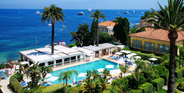 HOTEL ROYAL RIVIERA tweet media
