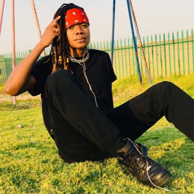 joyNele_SA's tweet photo. #NewProfilePic https://t.co/8aXzbgTp4H