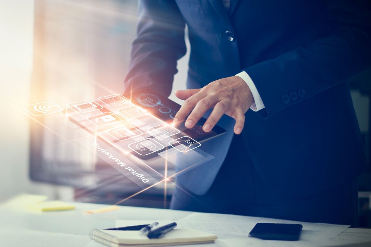 While the #pandemic is far from over, #businesses have started opening their doors. But how to sell in the post-COVID-19 new normal? Read our new blog post to find out!
buff.ly/2zwiFiG 
#Covid_19 #B2B #strategy #salestips #digitalmarketingagency