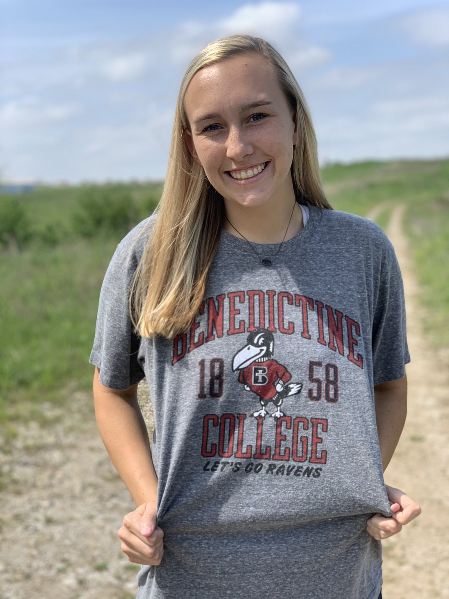 chloestrick12's tweet photo. Excited to officially be a Raven!! @coachphunt https://t.co/eU5Nag8QOJ
